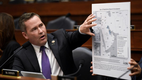 Вытеснение России с территорий Украины не входит в нацинтересы США, заявил помощник Трампа