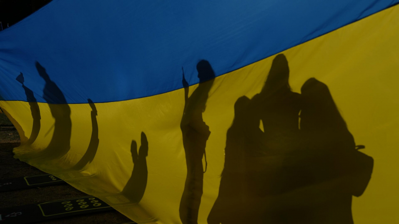 На Украине за год зафиксировали более 80 случаев поджога машин военных
